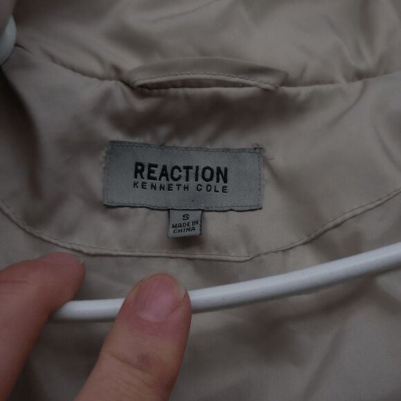 Kenneth Cole Reaction Down Puffer Coat Women’s Size Small Taupe Faux Fur Hood - Picture 5 of 7